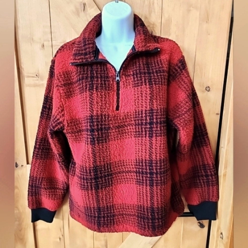 Old Navy, NWOT, Size Sm, Sherpa 1/4 Zip Pullover, Red & Black Plaid